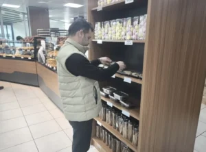 Sivas’ta Gıda Denetimleri Titizlikle Sürüyor: Alo 174 ve CİMER Şikayetleri Takip Ediliyor Sivas’ta Gıda Denetimleri Titizlikle Sürüyor: Alo 174 ve CİMER Şikayetleri Takip Ediliyor