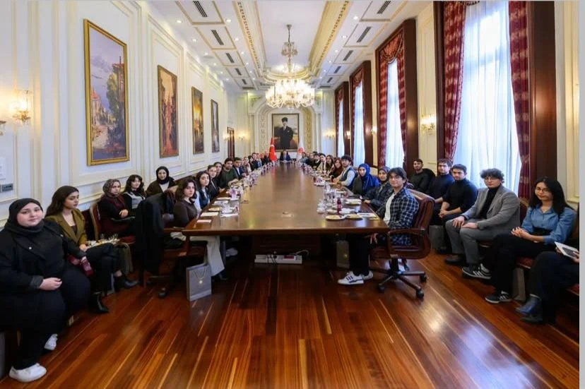 Genç Hukukçulara Bakan Tunç’tan İlham Veren Buluşma Genç Hukukçulara Bakan Tunç’tan İlham Veren Buluşma