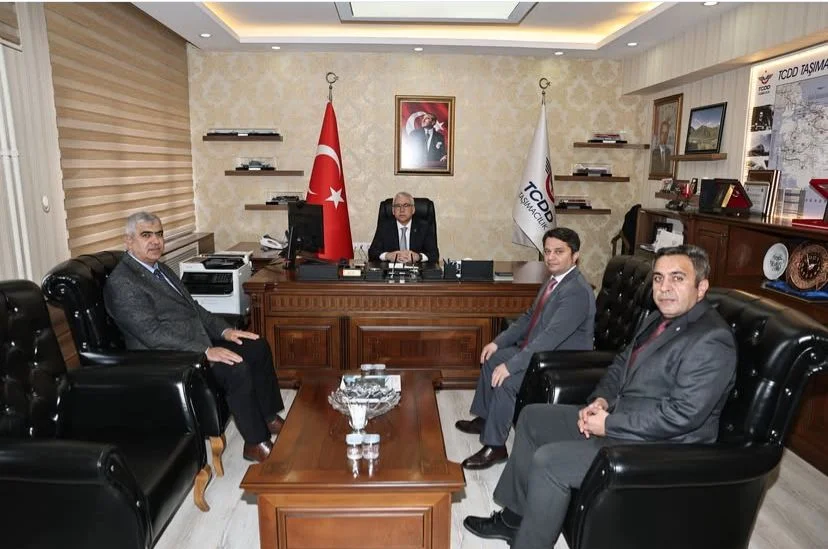 Vali Şimşek’ten TCDD Taşımacılık AŞ’ye Çalışma Ziyareti Vali Şimşek’ten TCDD Taşımacılık AŞ’ye Çalışma Ziyareti