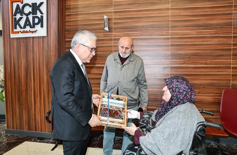 Açık Kapı’da Vatandaş Buluşmaları Devam Ediyor Açık Kapı’da Vatandaş Buluşmaları Devam Ediyor