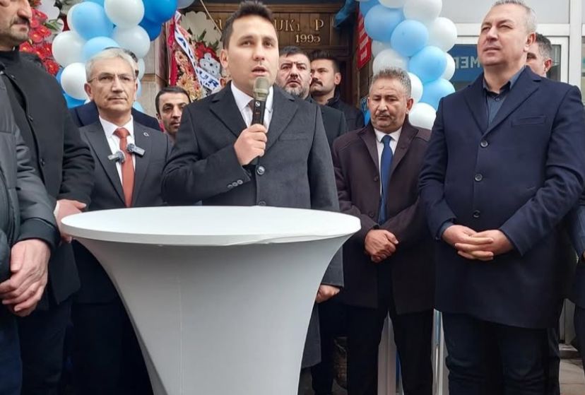 Yıldızeli’nde Birlik ve Beraberlik Günü: Yardımlaşma ve Dayanışma Derneği Törenle Açıldı! Yıldızeli’nde Birlik ve Beraberlik Günü: Yardımlaşma ve Dayanışma Derneği Törenle Açıldı!