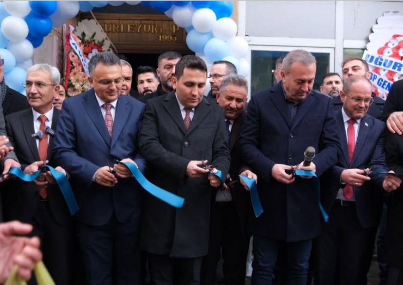 Yıldızeli’nde Birlik ve Beraberlik Günü: Yardımlaşma ve Dayanışma Derneği Törenle Açıldı! Yıldızeli’nde Birlik ve Beraberlik Günü: Yardımlaşma ve Dayanışma Derneği Törenle Açıldı!